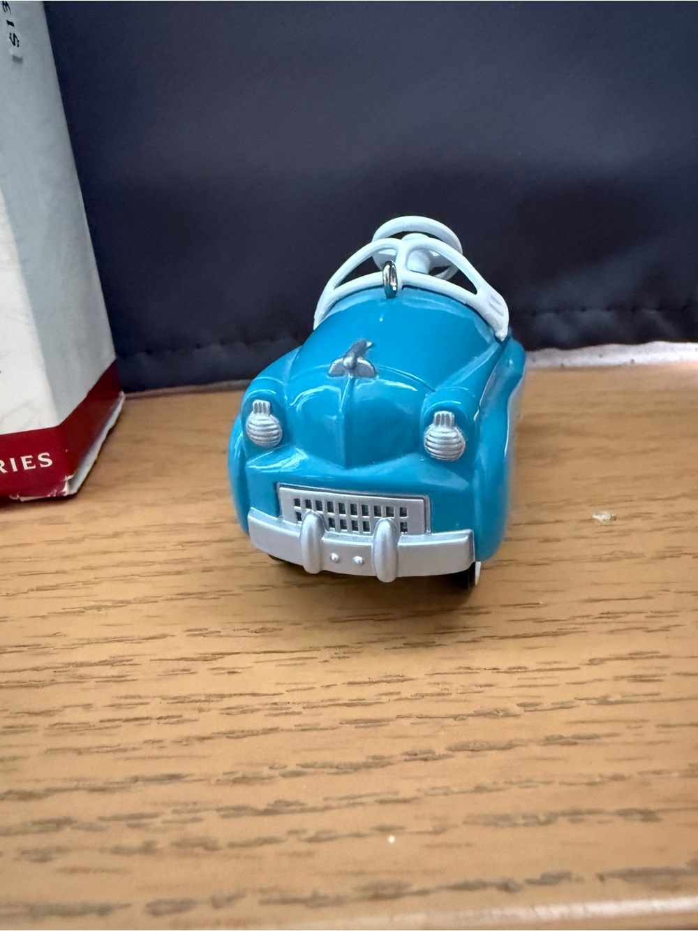 Vintage Hallmark Keepsake Ornament 1st in Kiddie Classic Series Pedal Cars - Picture 5 of 9